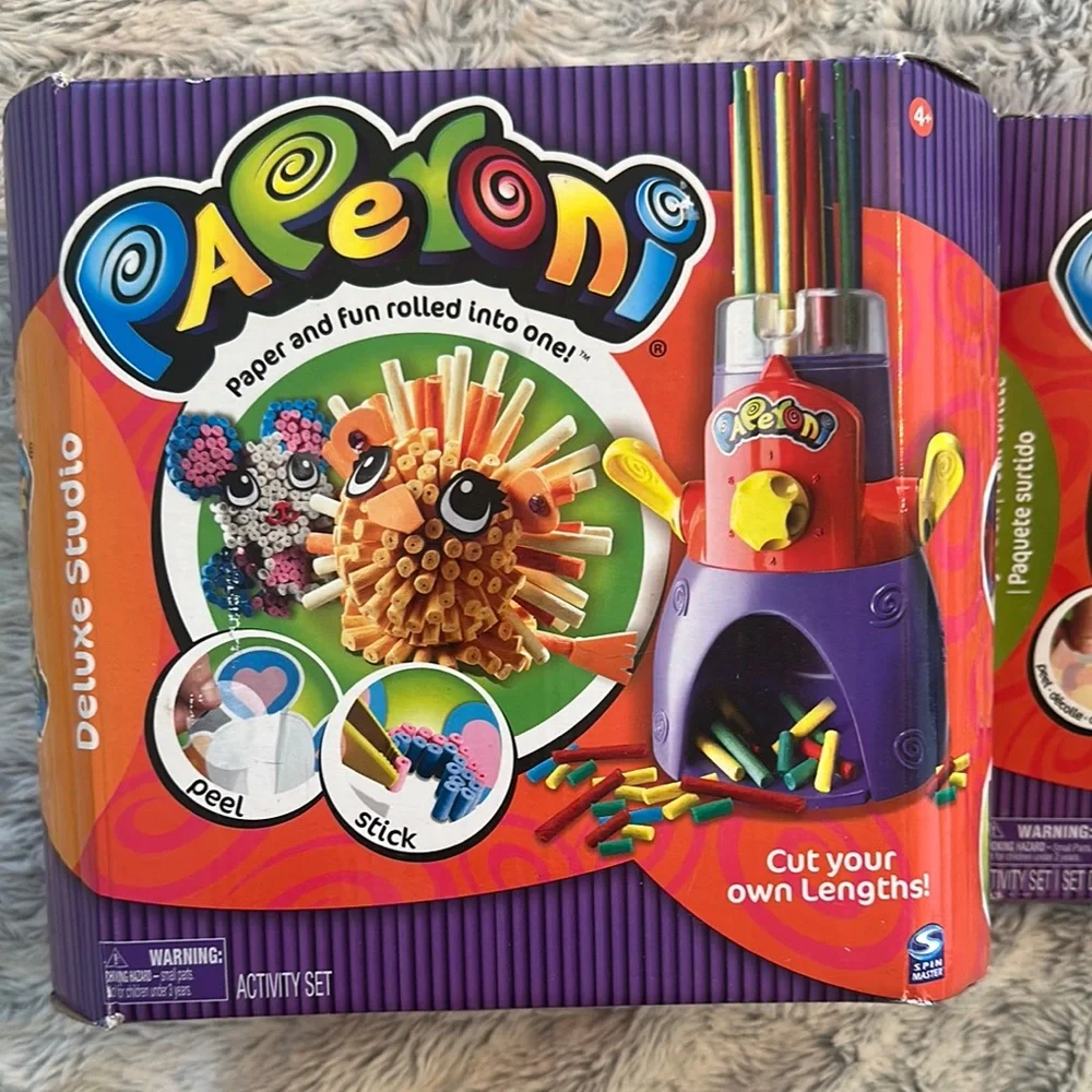 Paperoni Creative Building‎ Set with Colorful Rolls